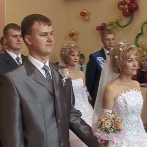 Nuntă dublă între două perechi de gemeni, în Rusia