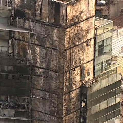 Paleologu: Mi-aş dori ca blocul de pe Armenească să fie dat jos