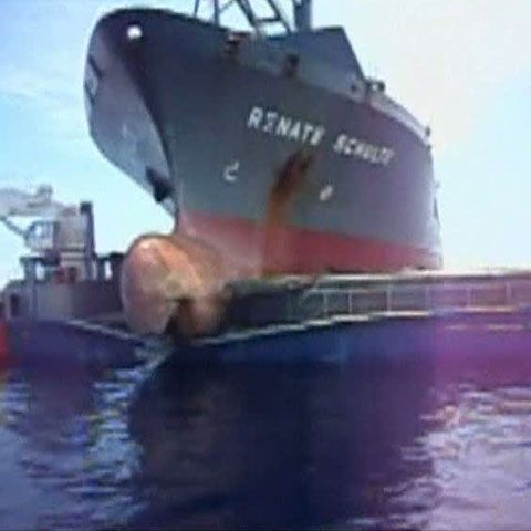 Două vase cargo s-au ciocnit în Marea Egee, dar nu s-au înregistrat victime 