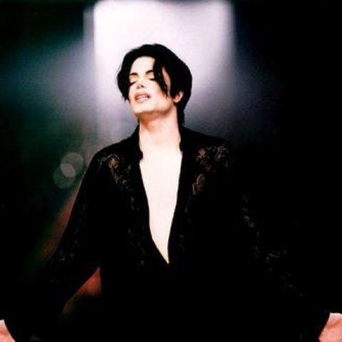 Institutul medico-legal din Los Angeles neagă informaţiile din The Sun despre autopsia lui Jackson