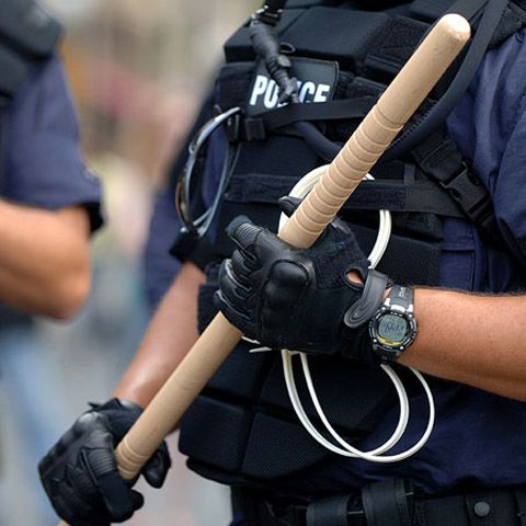 Scandal cu mascaţi în Constanţa, după o descindere la o terasă