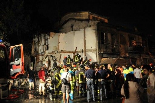 16 morţi şi 36 de răniţi grav în urma unei explozii din Viareggio, Italia - FOTO ŞI VIDEO