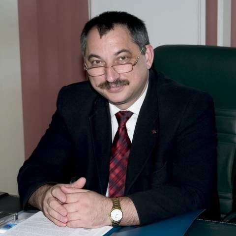 C. Axinia: Oprirea trenurilor este un atentat la siguranţa circulaţiei şi ar putea avea urmări grave. Dacă liderii de sindicat vor grevă, putem negocia