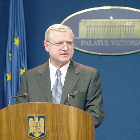 Sindicatele din învăţământ au cerut demiterea ministrului Muncii