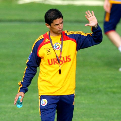 Răzvan Lucescu va merge în cantonamentele echipelor pentru a urmări jucătorii care pot fi selecţionaţi