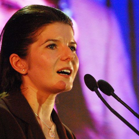 Cotidianul.ro strânge semnături pentru demisia Monicăi Iacob Ridzi