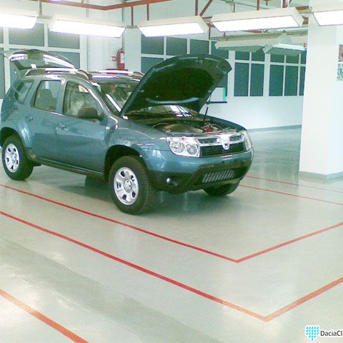 Primele imagini cu noua Dacia SUV-VEZI FOTO