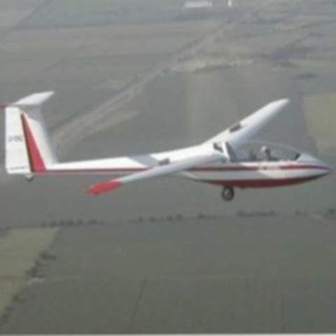 Tatăl pilotului decedat la Clinceni a scăpat dintr-un accident grav de aviaţie, în urmă cu 25 de ani