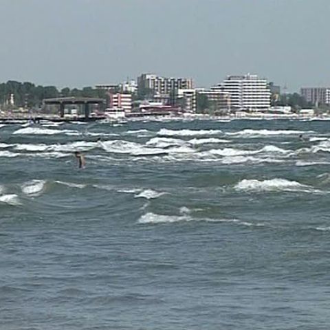 Românii preferă să petreacă vacanţa în special la mare 