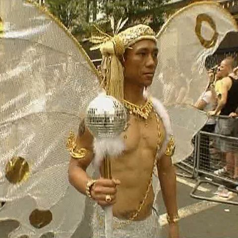 Zeci de mii de britanici au defilat la Londra în cadrul paradei gay 