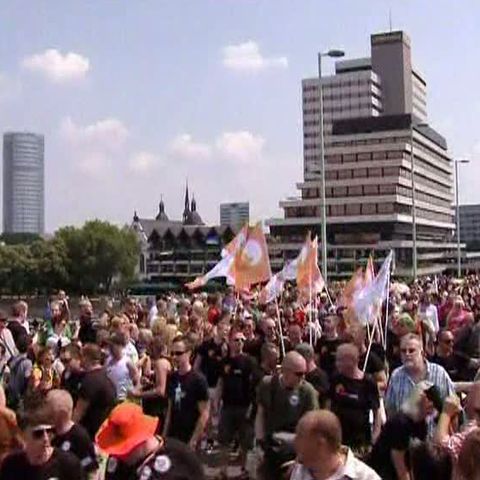 700.000 de persoane au participat la parada gay de la Koln - VEZI VIDEO