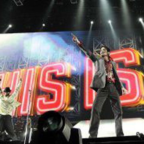 Michael Jackson - ucis de stresul cauzat de datorii, potrivit prietenului său Lou Ferrigno