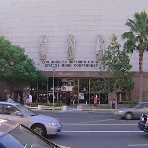 Mama lui Michael Jackson a pierdut controlul averii starului