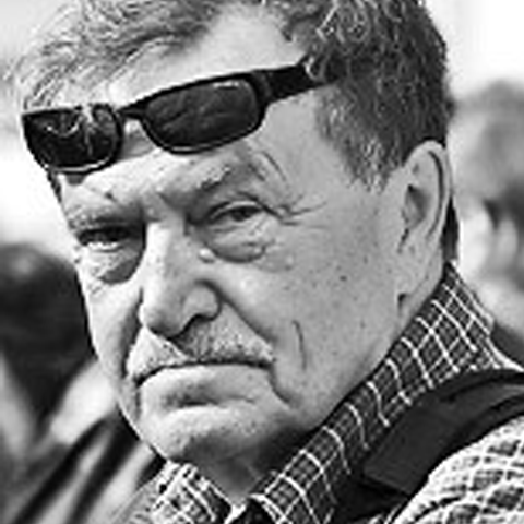 A murit scriitorul Vasili Aksionov, unul dintre denunţătorii dictaturii comuniste 