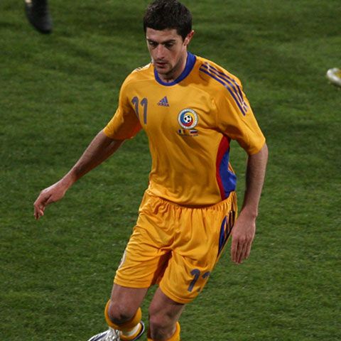 Lokomotiv Moscova i-a propus lui Răzvan Cociş prelungirea contractului până în 2012