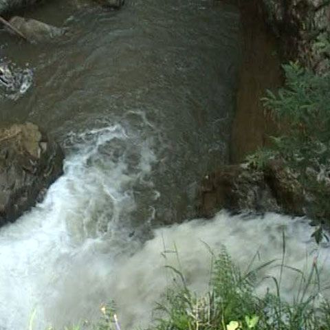 Cheile Bicăjelului se află în amonte de mai cunoscutele Chei ale Bicazului