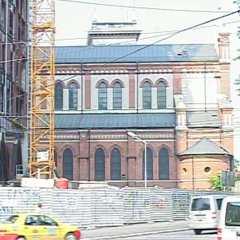 Proteste în Capitală. 6.000 de credincioşi romano-catolici au mărşăluit pentru protejarea Catedralei Sfântul Iosif