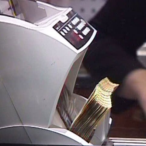 Guvernul României se pregăteşte să ia un nou împrumut