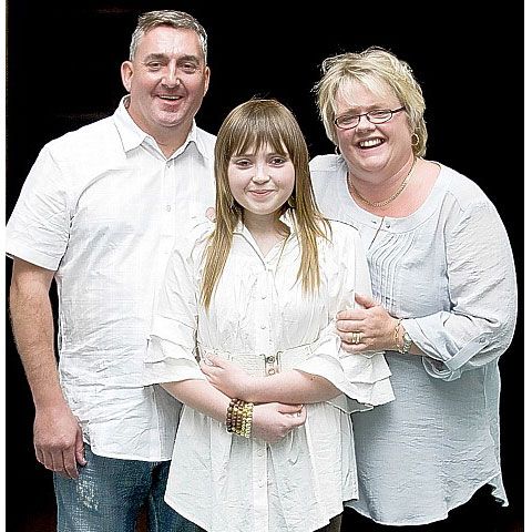 O adolescentă din Marea Britanie a trăit 12 ani cu două inimi