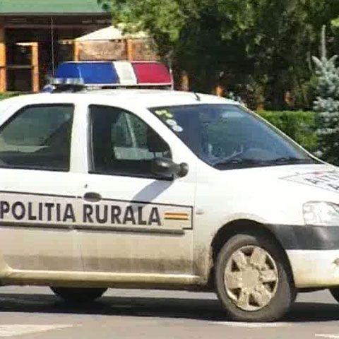 Poliţia rutieră din Bârlad are o singură maşină de serviciu, şi aceea împrumutată