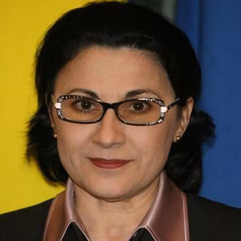 Ecaterina Andronescu: Noua formă de examen de Bacalaureat nu va mai conţine şi proba de sport