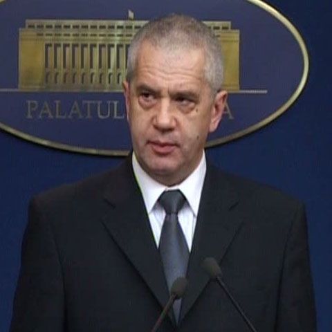 Ministrul Mediului renunţă la trei posturi din Cabinet pentru a se conforma cererii Guvernului