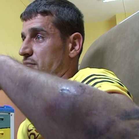 Doi poliţişti comunitari au fost reţinuţi, acuzaţi că au bătut un şofer