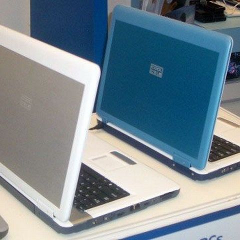 Notebookurile făcute în Asia au atras banii românilor în primul trimestru