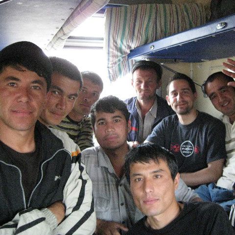 Oficialii cehi vor să plătească imigranţii ca să plece acasă