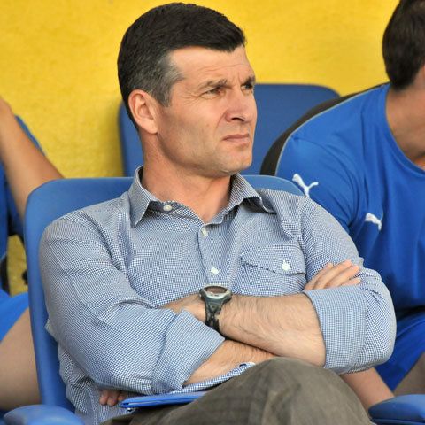 Sabău, despre duelul cu profesorul Lucescu: "El nu duce lipsă de performanţe, să mă lase pe mine de data asta!"