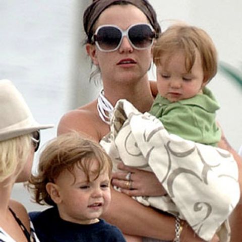 Britney Spears şi copiii ei, ameninţaţi cu moartea