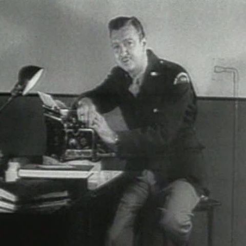 A murit prezentatorul de televiziune Walter Cronkite 