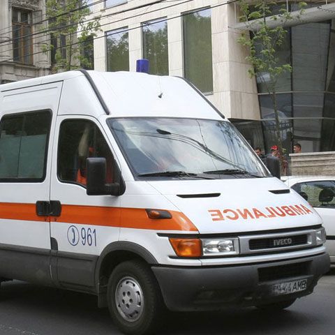 Întârzieri de salarii la Spitalul Judeţean şi Serviciul de Ambulanţă din Mehedinţi