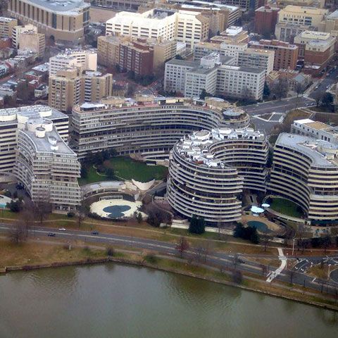 Hotelul Watergate va fi scos la licitaţie