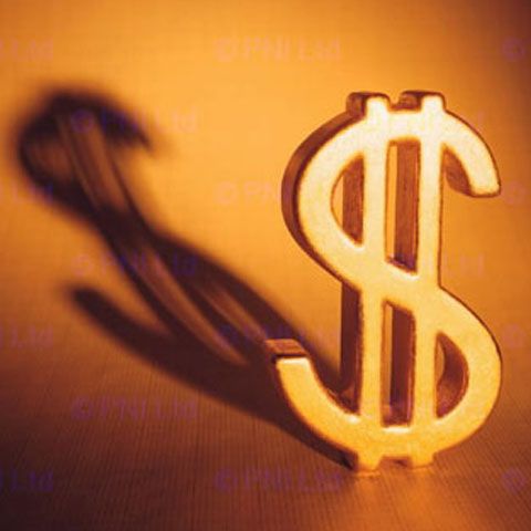 Dolarul s-a depreciat faţă de euro până la un minim al ultimelor şase săptămâni