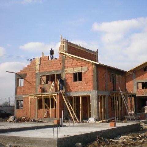 Prima casă nu e nouă. Legea exclude din programul "Prima Casă" locuinţele deja ipotecate