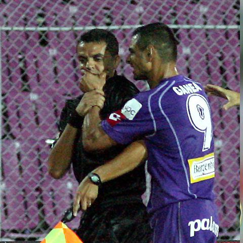 Jucătorii dinamovişti se tem să nu fie bătuţi de Ganea!