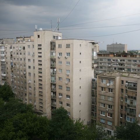 Ce apartament puteţi achiziţiona în Bucureşti cu 60.000 de euro