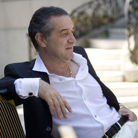 Becali: "Boloni e tâmpit! Vă daţi seama cât fotbal cunoaşte dacă a vrut să-l ia pe Tamaş"