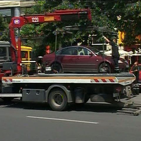 Locul de parcare este mai scump în Bucureşti decât în Berlin şi Lisabona 