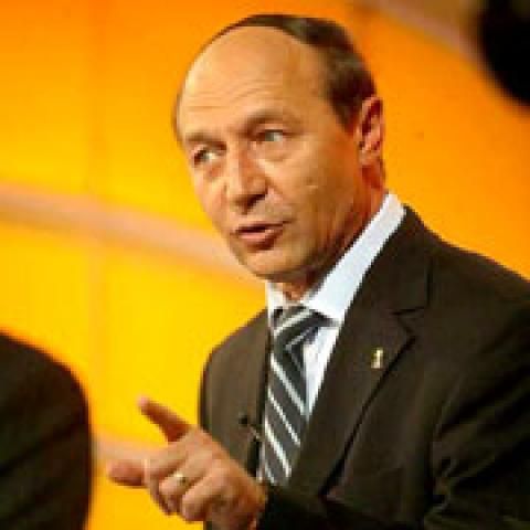 Băsescu: Domnul Geoană, fiind şef peste bostănărie, nu are nicio responsabilitate pentru reforma în justiţie