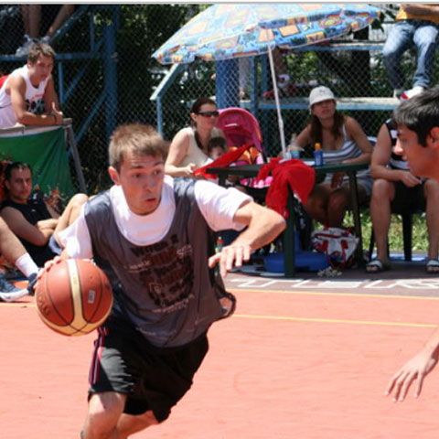 Politehnica a găzduit turneul trei Sport Arena Streetball by Aspirin Cardio 