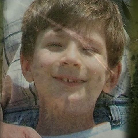 Mama copilului dispărut la Rânca crede că băieţelul ar fi fost răpit şi oferă recompensă