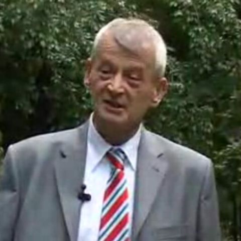  Sorin Oprescu:  Iau în calcul posibilitatea candidaturii la Preşedinţie