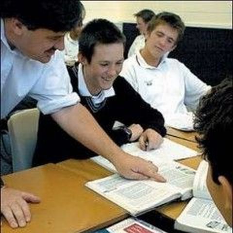 Multe posturi din învăţământ au rămâs neocupate, deşi foarte mulţi profesori s-au înscris la titularizare