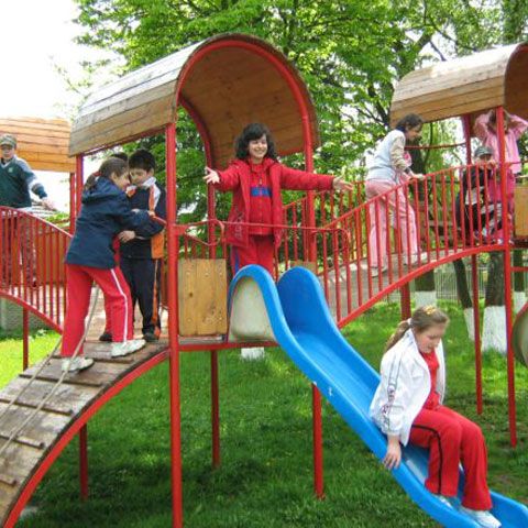 VACANŢE PE CONTRE: CU COPIII VS DOAR NOI DOI. Spune-ne unde şi cum îţi petreci concediul!