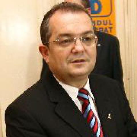 Boc: Toţi banii de la FMI vor merge la BNR, iar românii nu vor plăti niciun leuţ dobândă