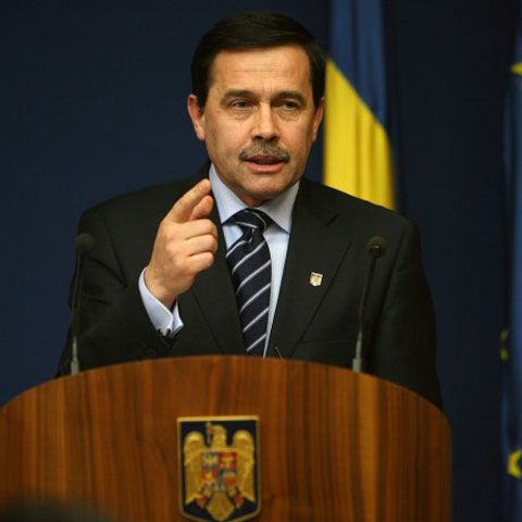 Pogea admite că România ar putea înregistra o contracţie economică de 8% în acest an