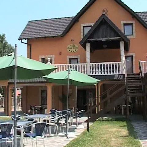 Tot mai multe pensiuni din zona Bran sunt afectate de criza financiară 