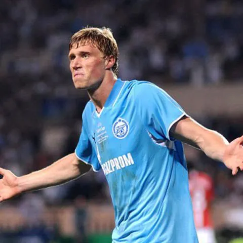 Concurenţă pentru Marica, Pavel Pogrebniak a semnatcu Stuttgart